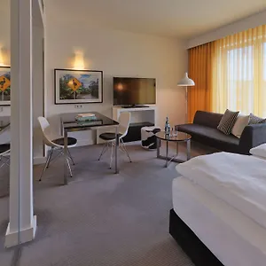 Adina Hackescher Markt Aparthotel